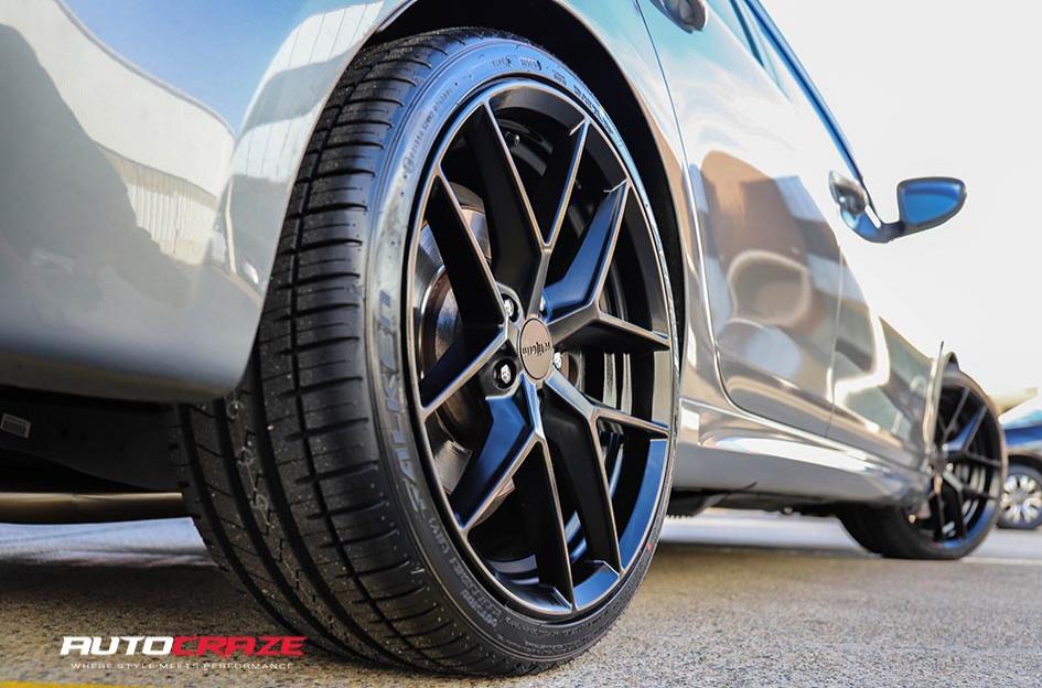 VOLKSWAGEN GOLF MISANO MATTE BLACK